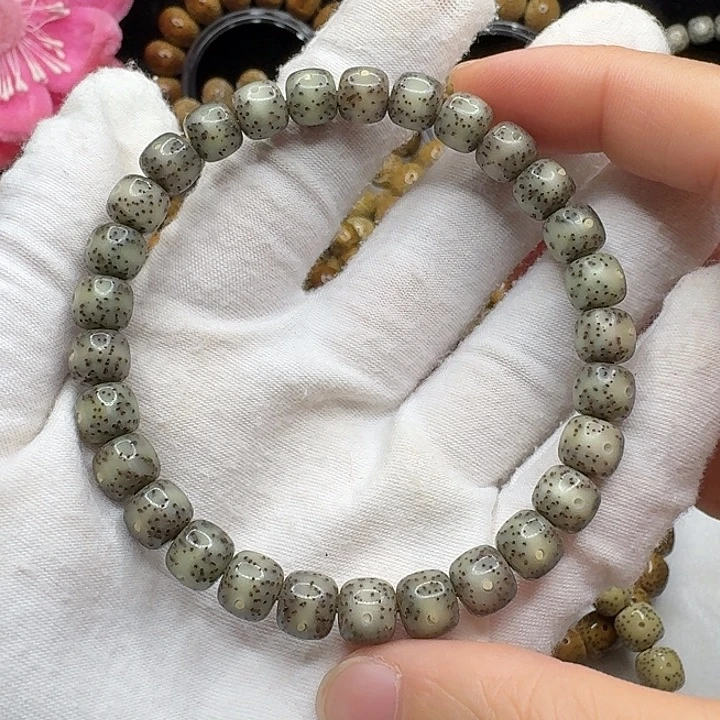 星月菩提手串7.8x7黑冰糖一线天小通体