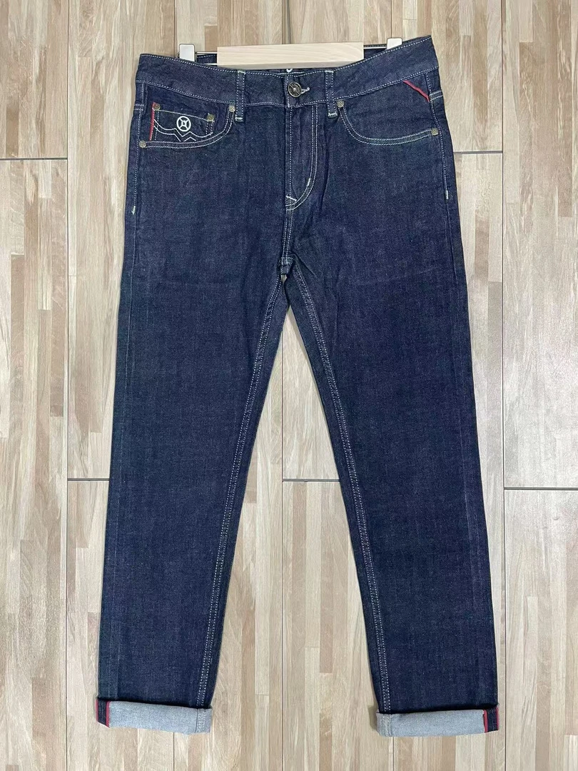 10盎司薄款原牛赤耳丹宁刺绣小直筒裤