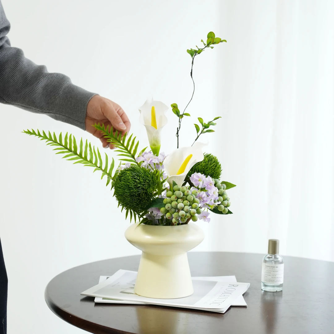 轻奢现代餐桌花马蹄莲花艺摆件装饰客厅高档仿真花高级感仿真花