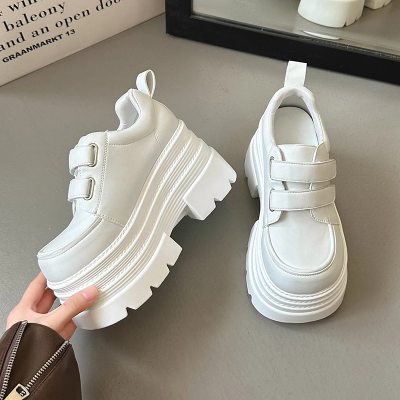 小个子厚底增高9cm松糕单鞋女2025春秋新款复古超高跟英伦小皮鞋