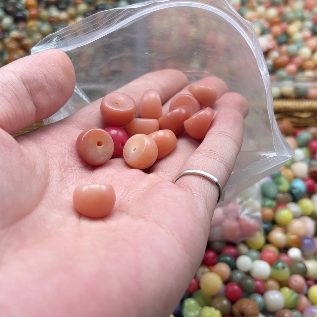 吊坠白玉菩提z14/20+20颗粉玉蒜瓣瑕