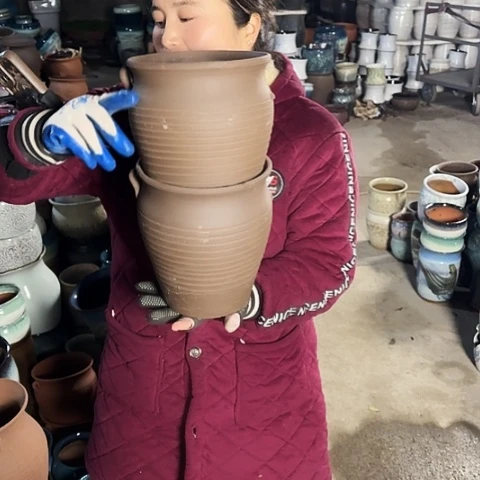 口18高21瑕疵掉耳朵。
