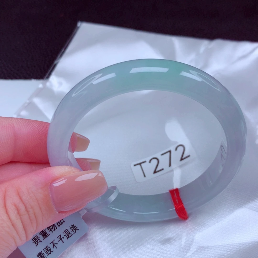 未镶嵌手镯翡翠手镯