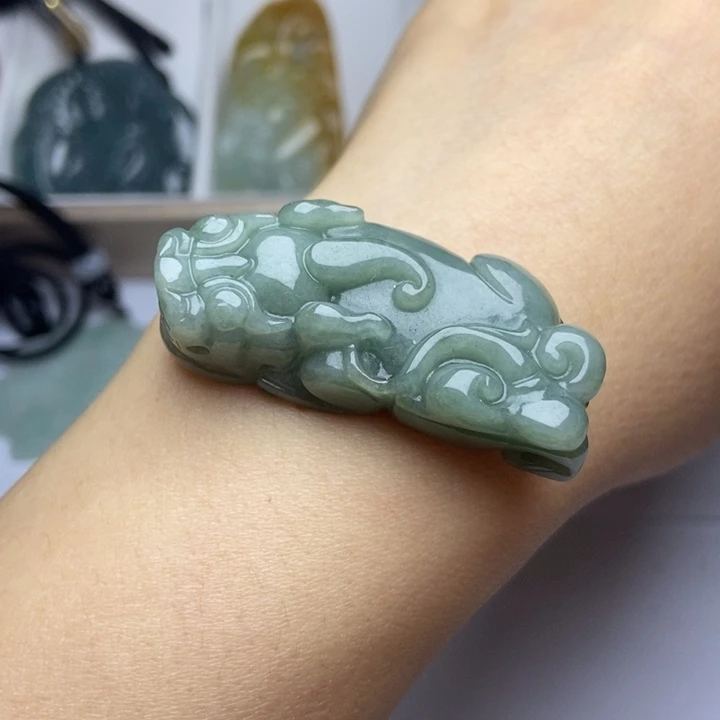 翡翠把件未镶嵌翡翠