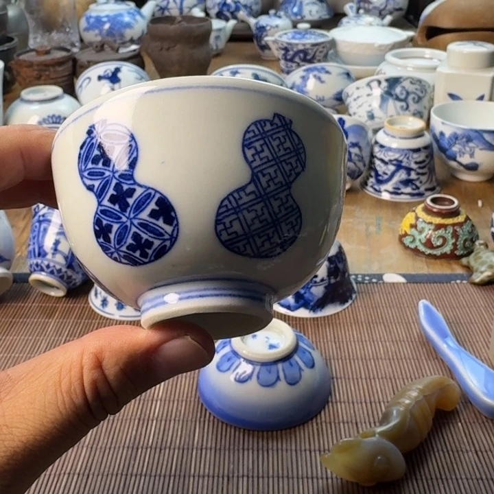 青花瓷器杯子茶具