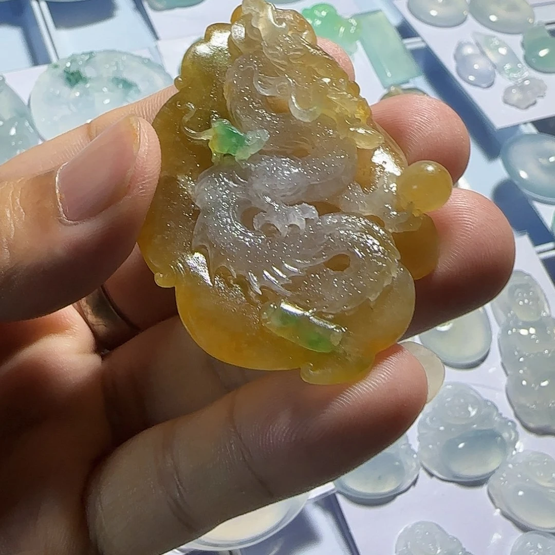 翡翠未镶嵌颈饰缅甸翡翠