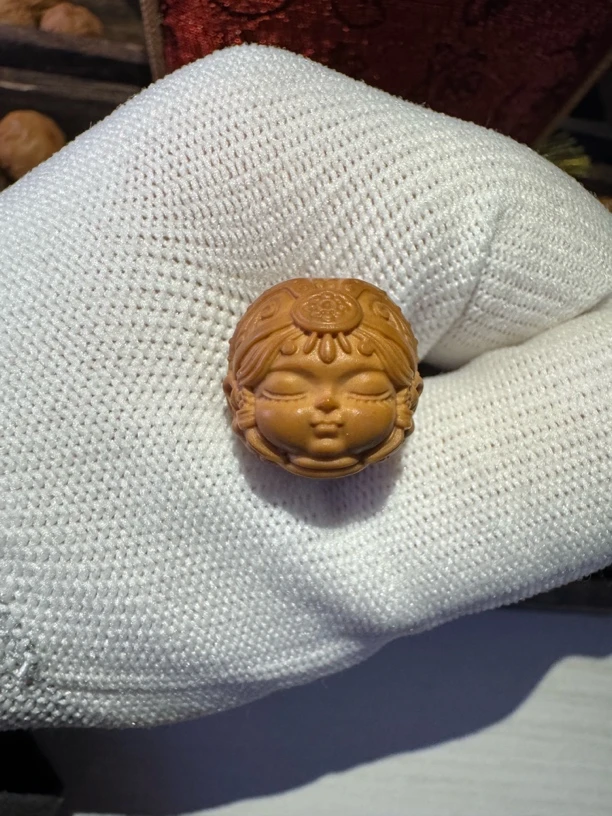 精工「扎基拉姆」18mm左右精工猴头核桃雕刻孔道镶嵌猴头配饰