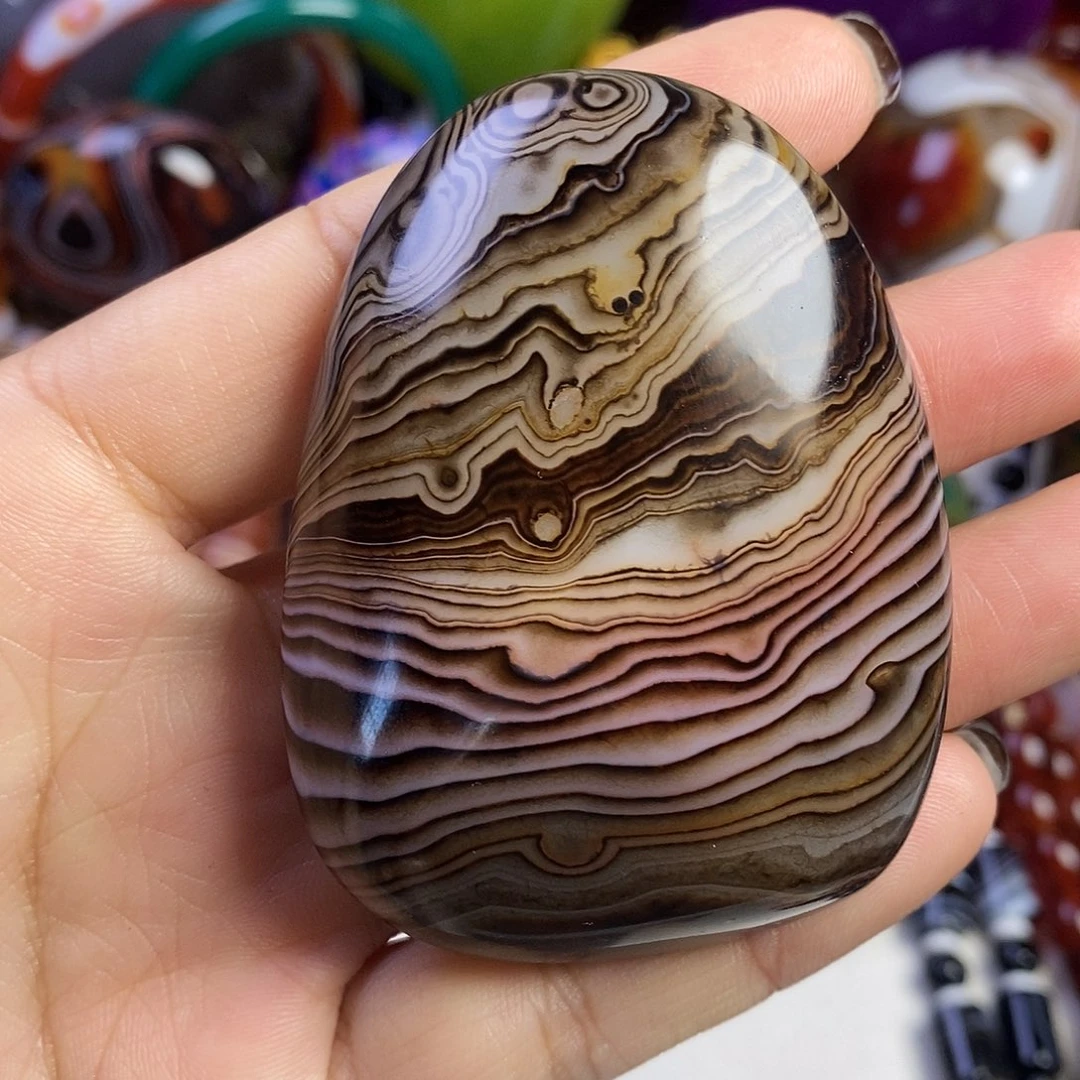 1***8玛瑙/玉髓未镶嵌珠宝半成品