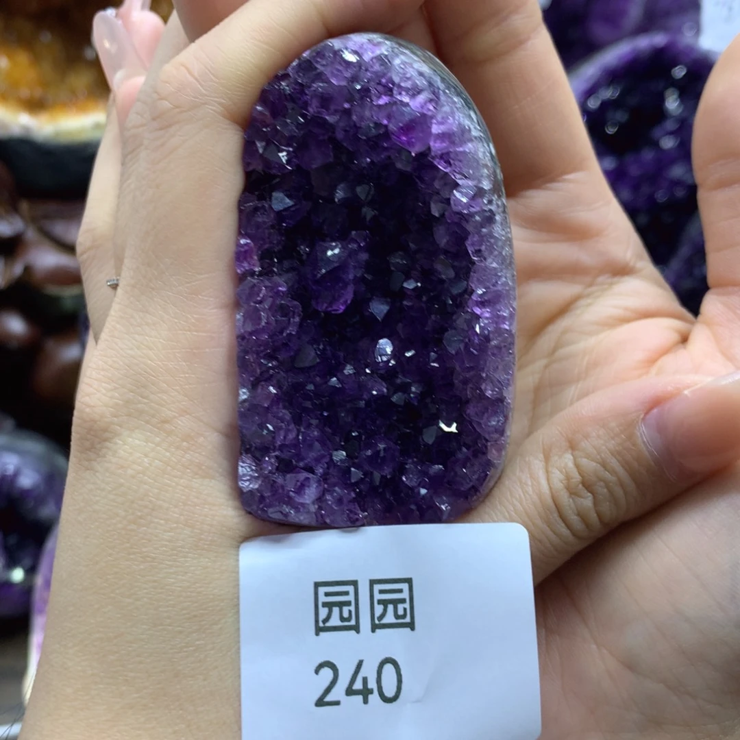 紫晶大型摆件（非配饰）未镶嵌