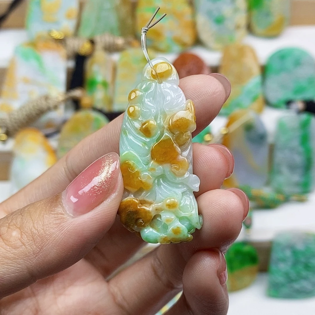 颈饰未镶嵌翡翠天然翡翠A货