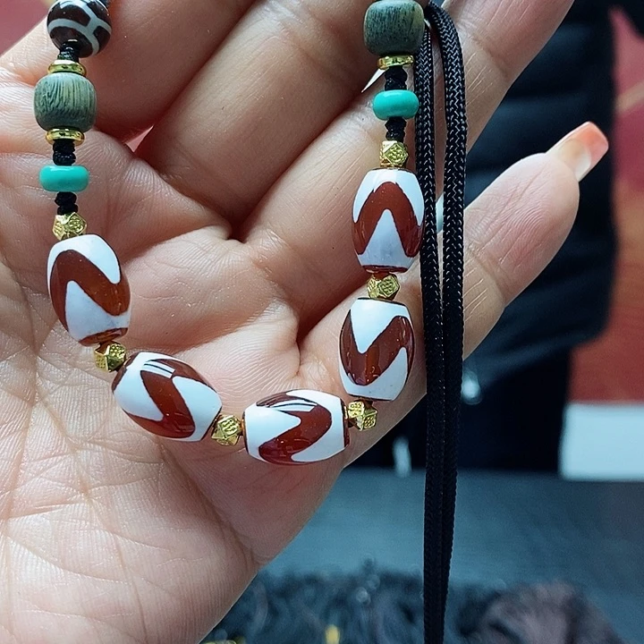 玛瑙/玉髓颈饰合金