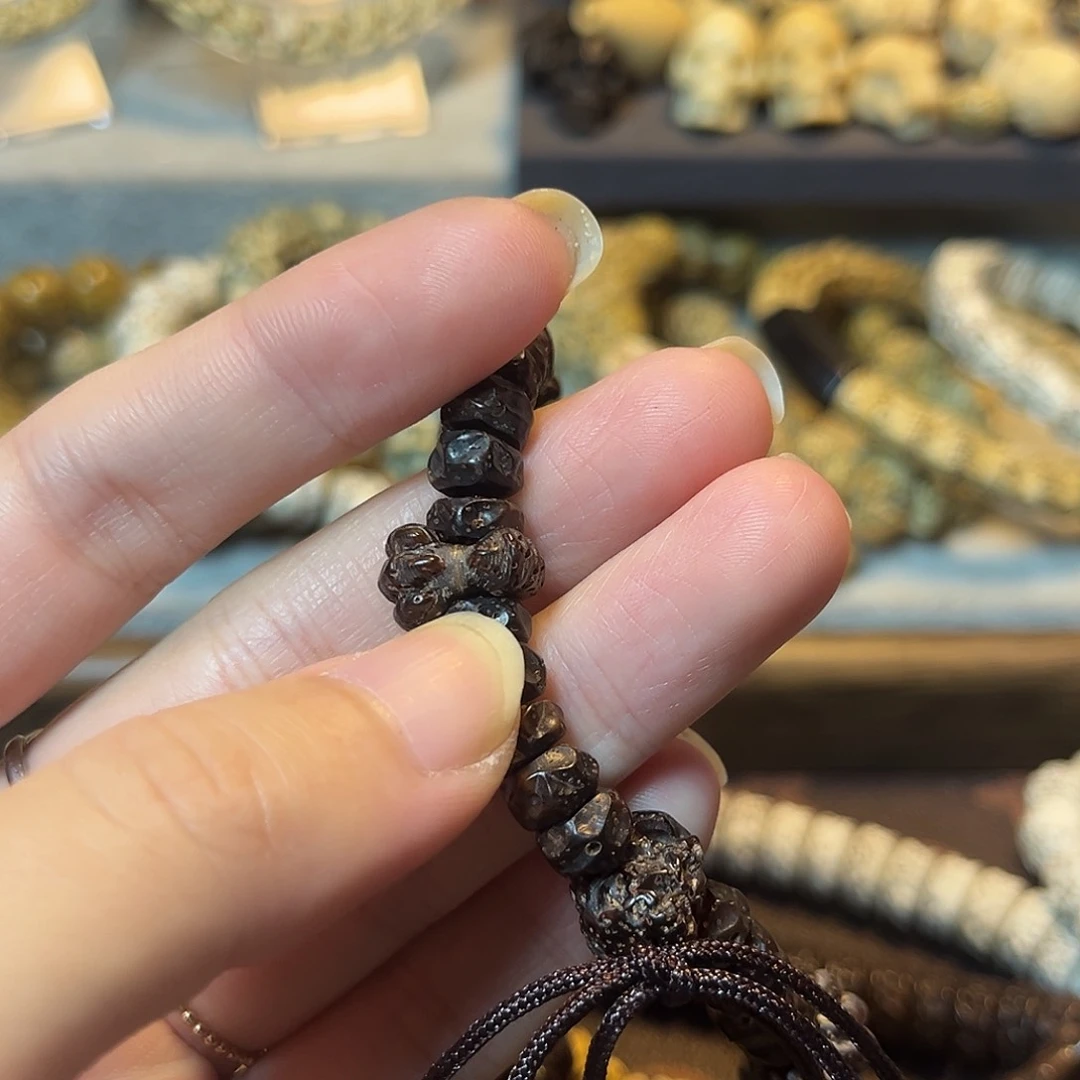 星月菩提吊坠椰****哥黑金龙爪2