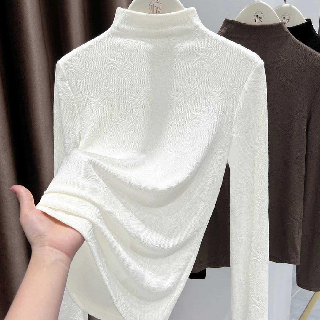 时尚米白色半高领正肩T恤上衣秋冬新款长袖修身软糯内搭打底衫女