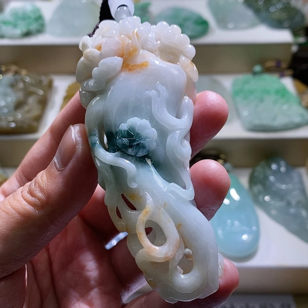 【闪购商品】翡翠颈饰未镶嵌人参