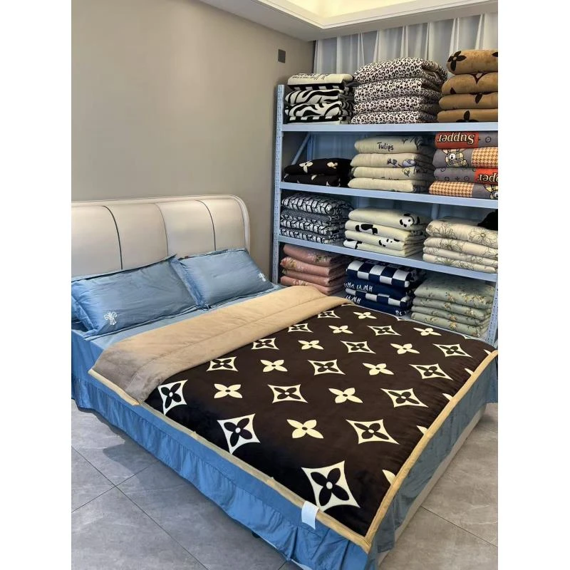 1.5*2米双面绒黑老花印花款加厚高端被子机洗双人冬被