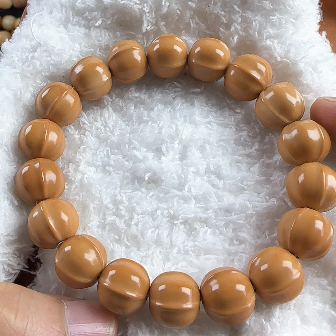 菩提根/象牙果手串小瑕猴头鲨鱼背手串一条