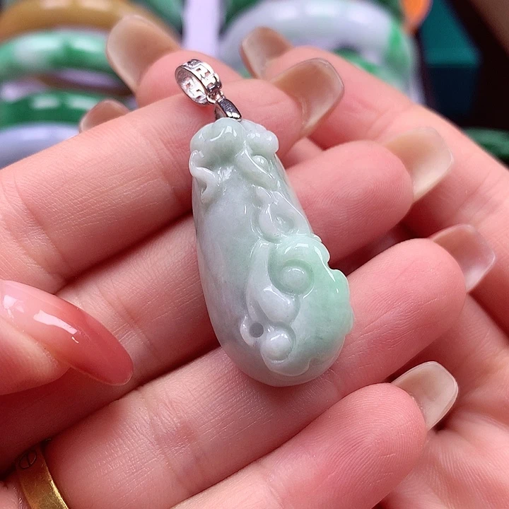 颈饰银S925镶嵌翡翠翡翠