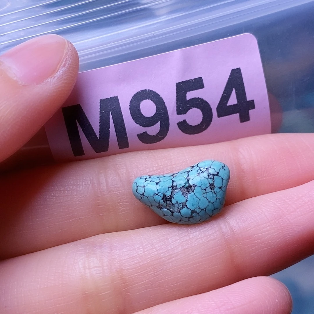 十堰原生态绿石头特色手工配饰