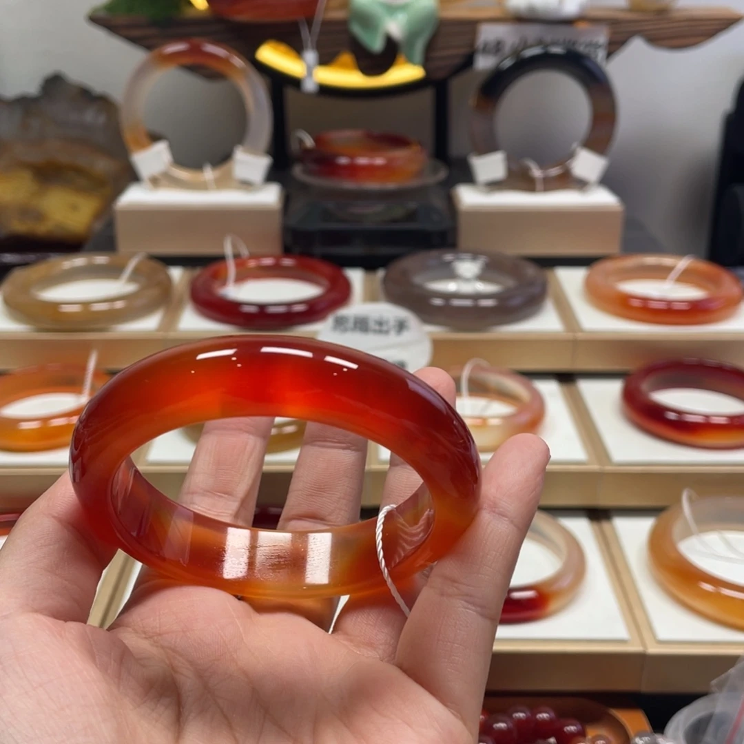 玛瑙/玉髓未镶嵌手镯