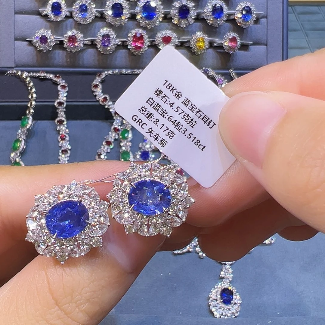 蓝宝石耳钉18K金镶嵌