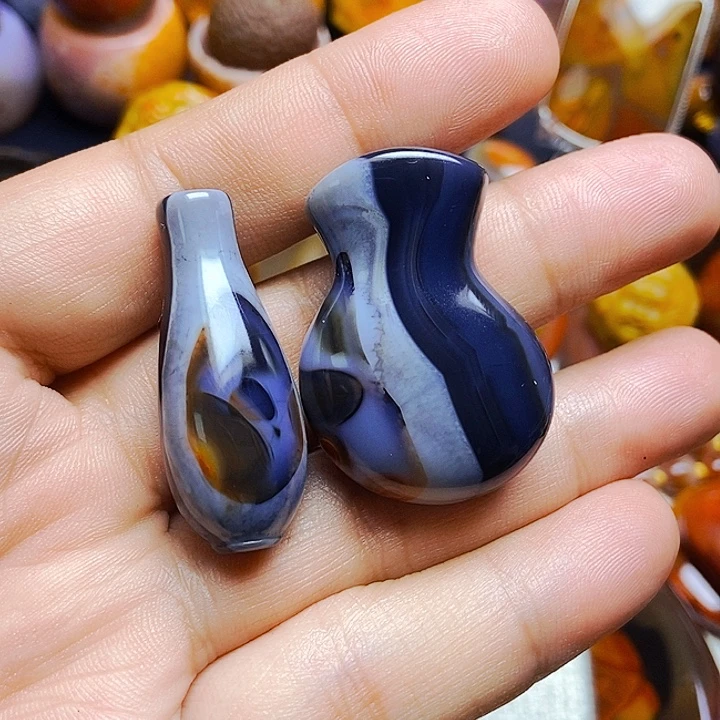 花***猫玛瑙/玉髓未镶嵌颈饰