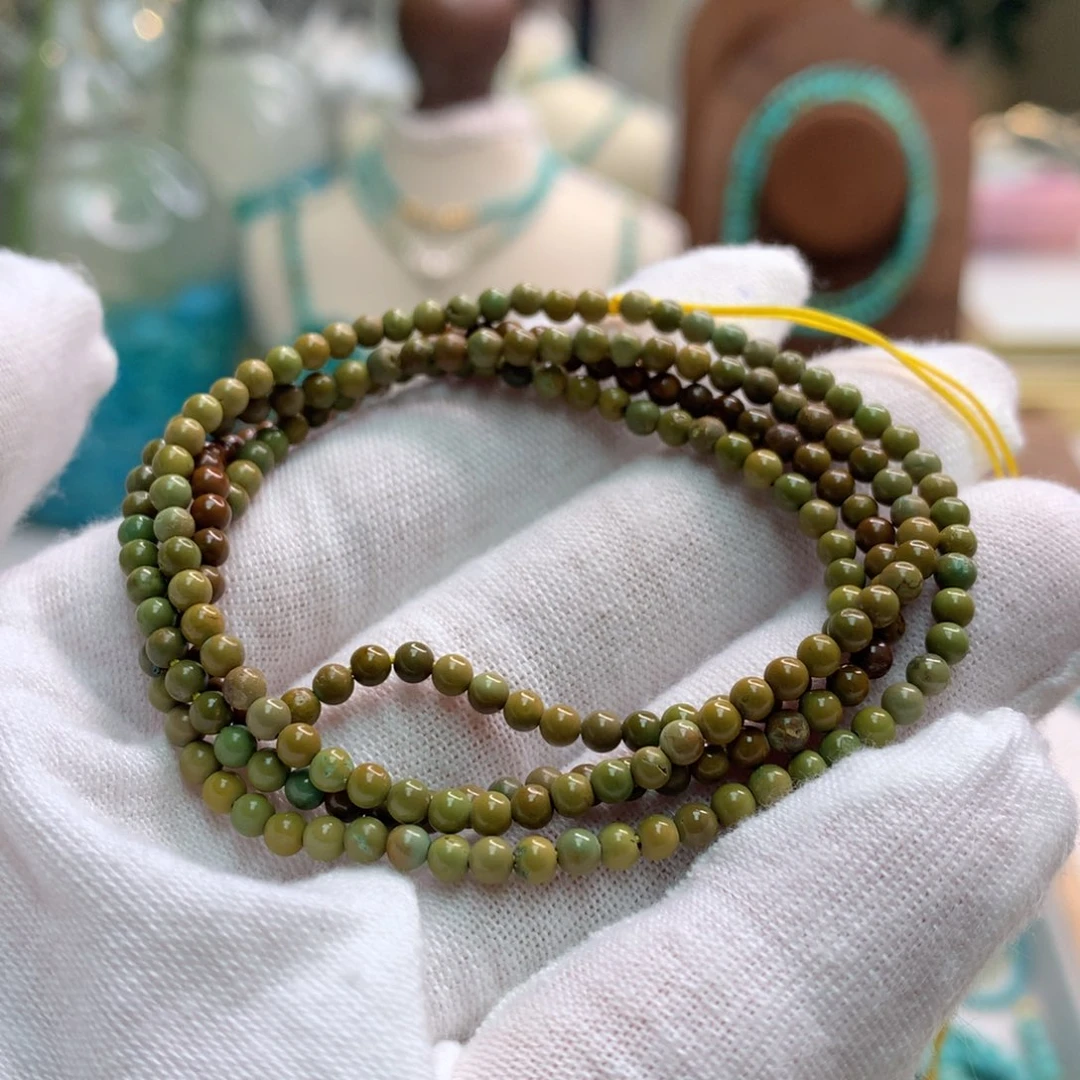 绿松石未镶嵌饰品