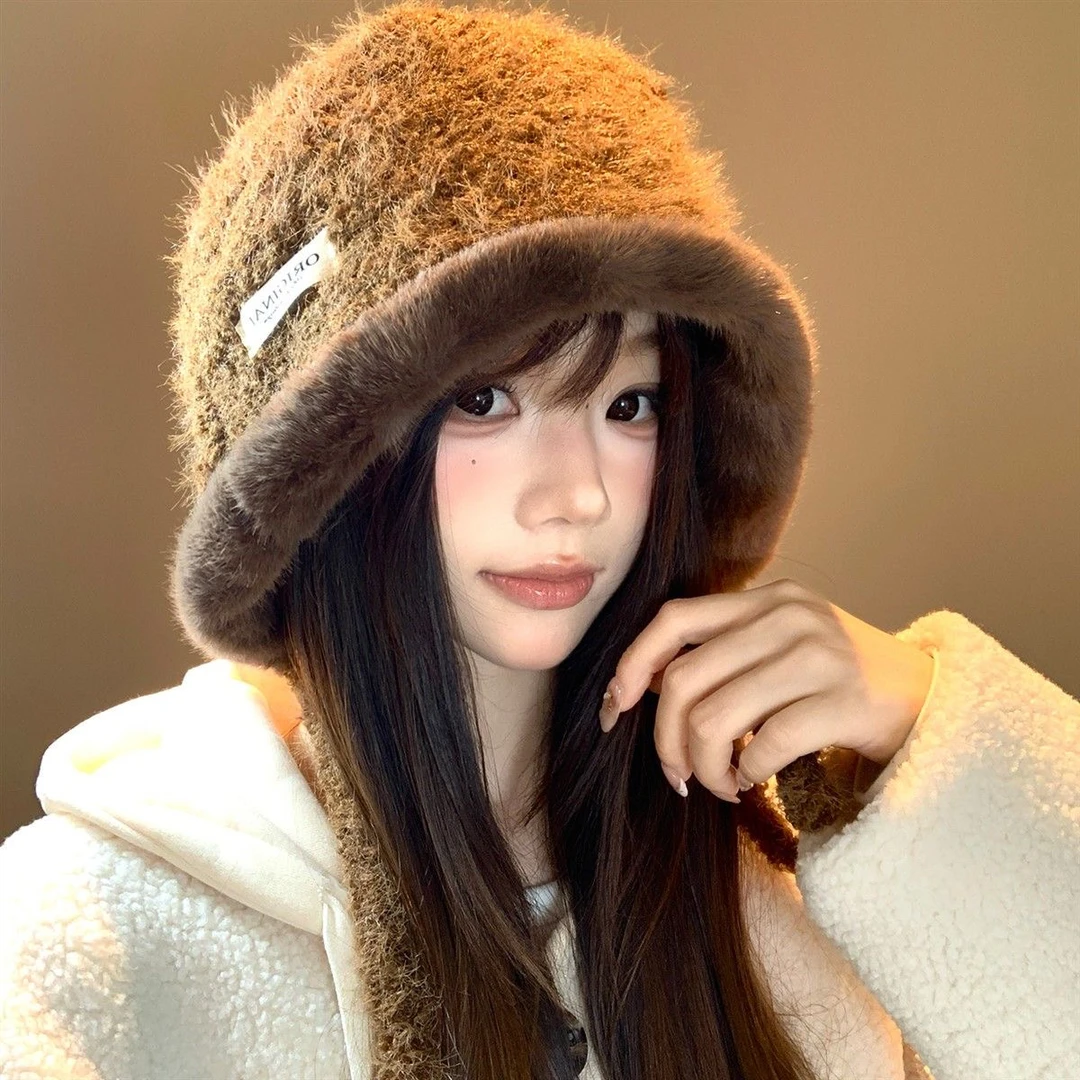 韩系可爱毛绒护耳包头帽女秋冬季加绒加厚保暖显脸小百搭防风帽潮
