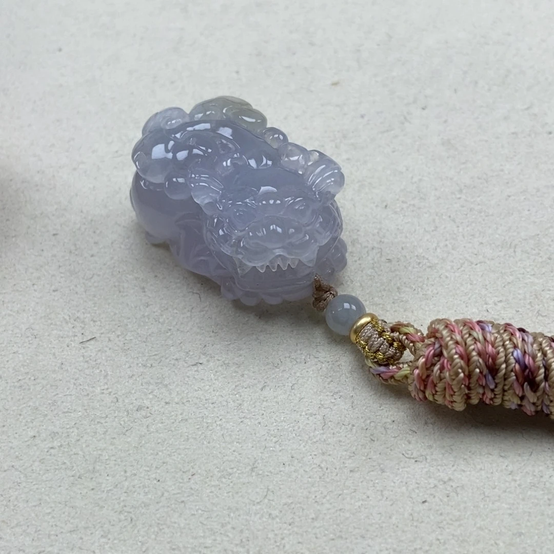 翡翠未镶嵌颈饰如意貔貅吊坠