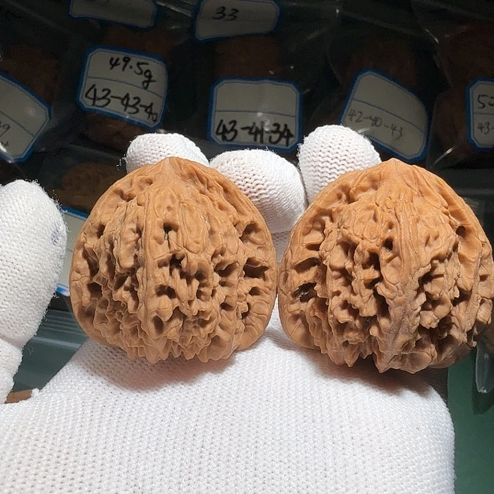 文玩核桃吊坠南疆56