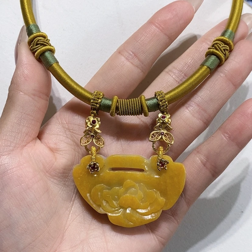 【闪购商品】颈饰未镶嵌翡翠