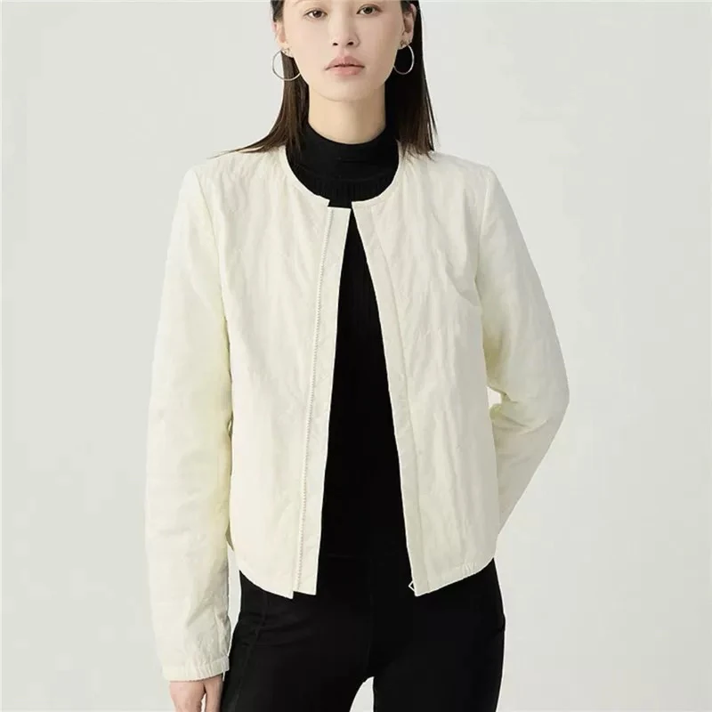 AMASS/阿玛施新款简约休闲百搭圆领单排扣横条绗缝棉服外套540048