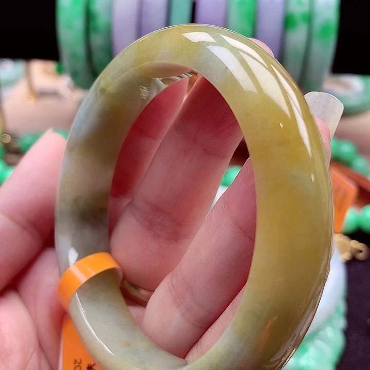 翡翠未镶嵌手镯翡翠
