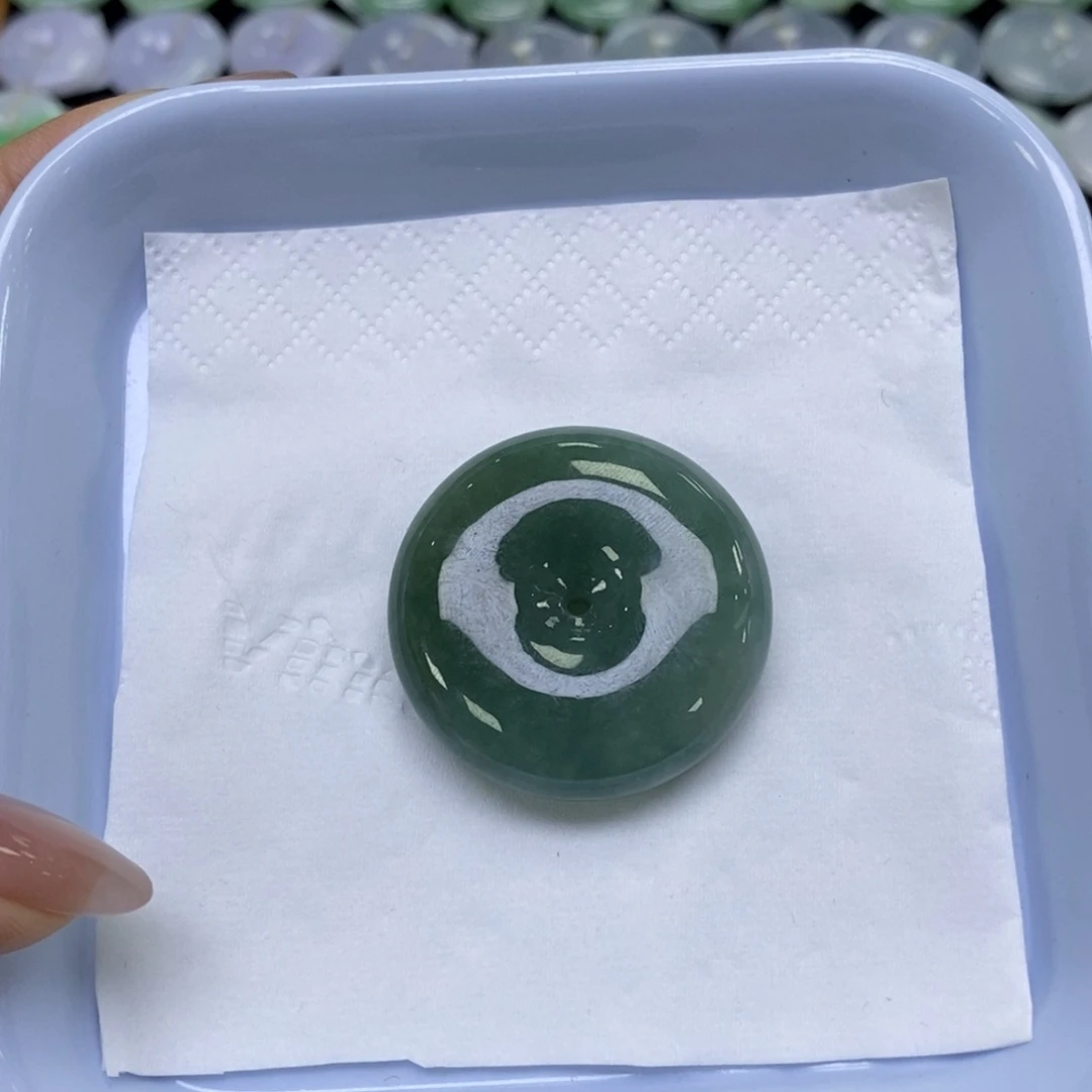 颈饰未镶嵌翡翠平安扣