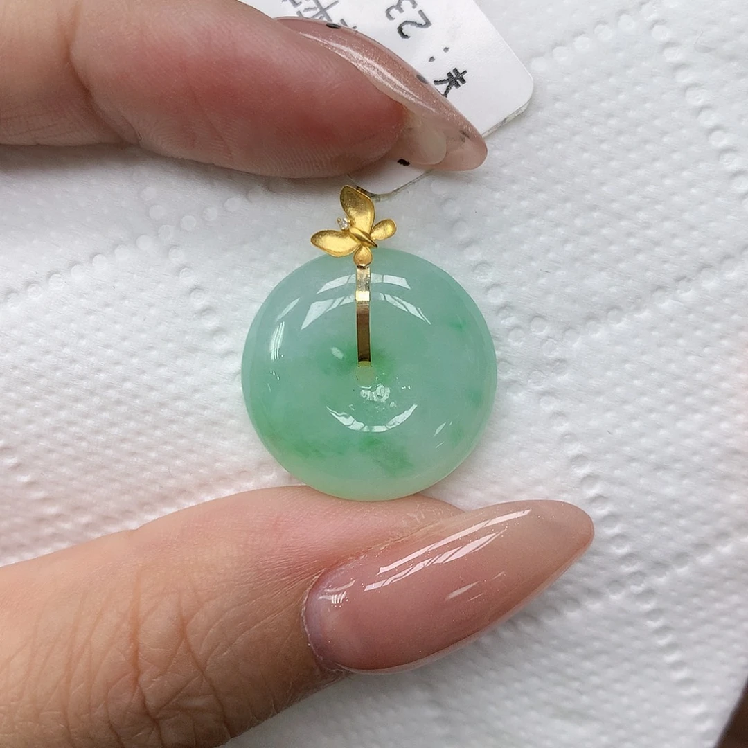 颈饰18K金镶嵌翡翠