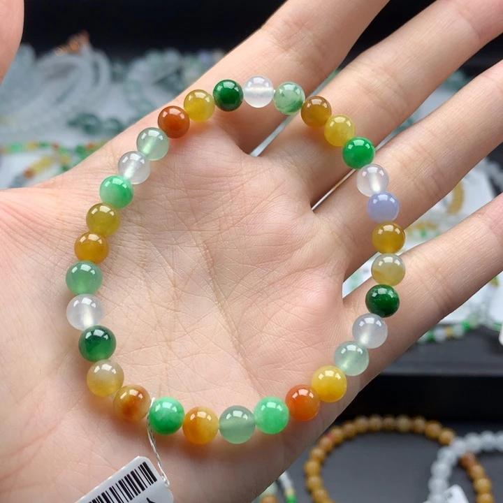 翡翠手镯未镶嵌翡翠