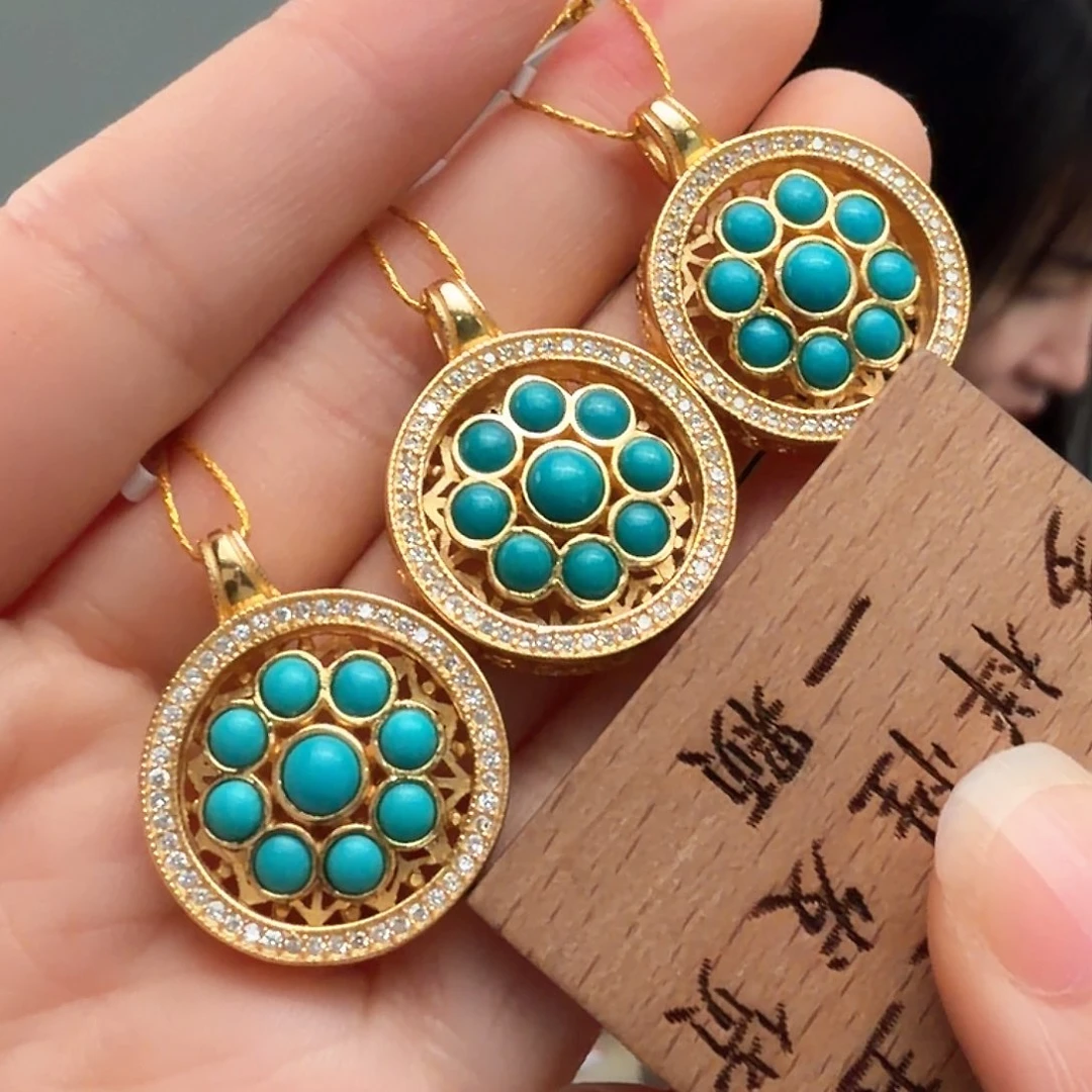 绿松石未镶嵌颈饰