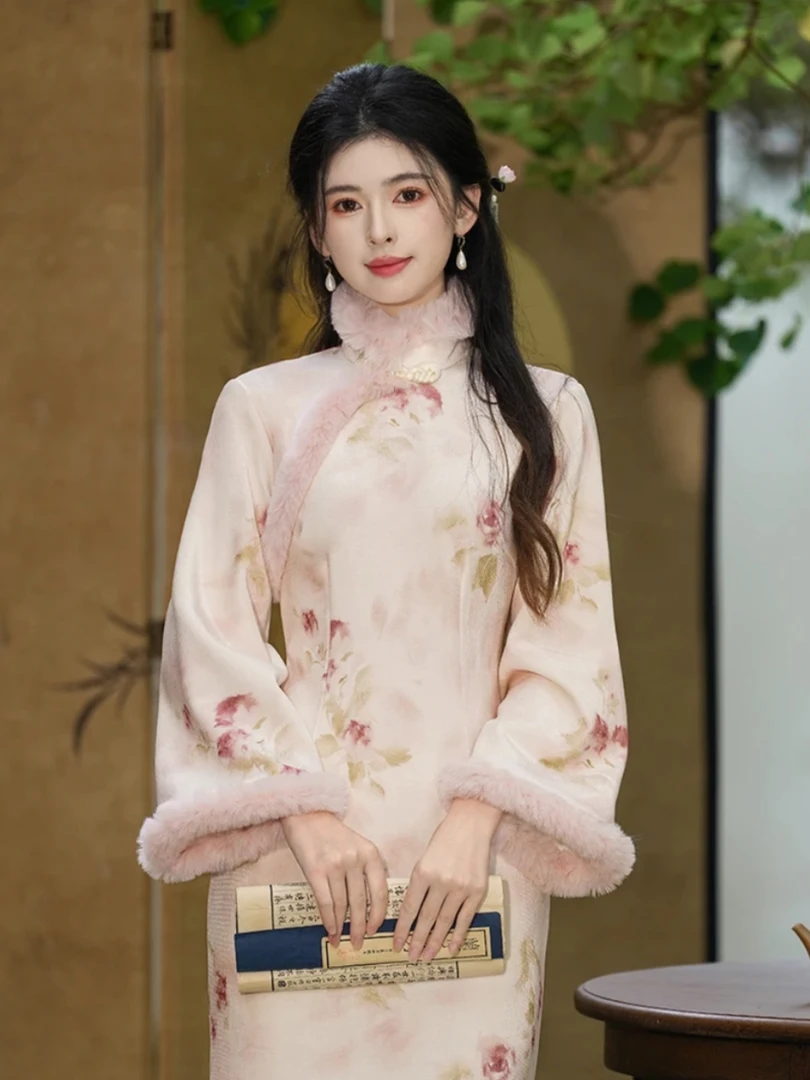 姑苏绮梦【舞清秋】冬季提花新中式减龄低开叉旗袍Q278