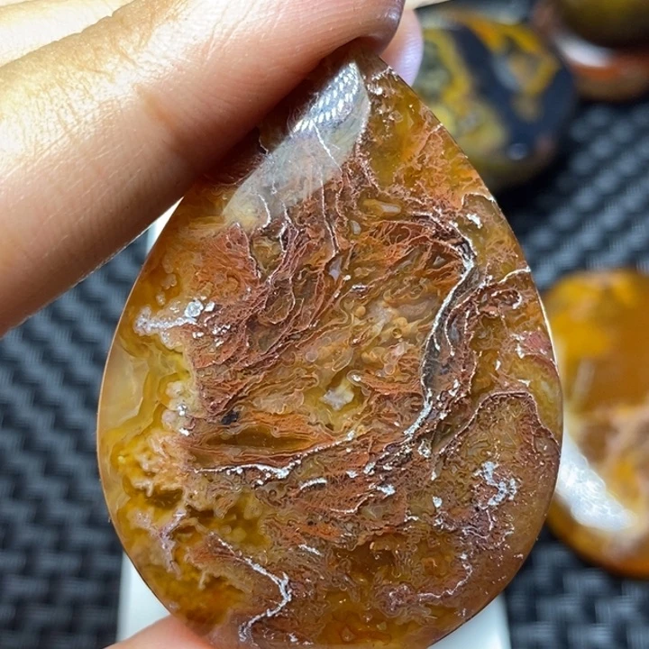 玛瑙/玉髓颈饰未镶嵌