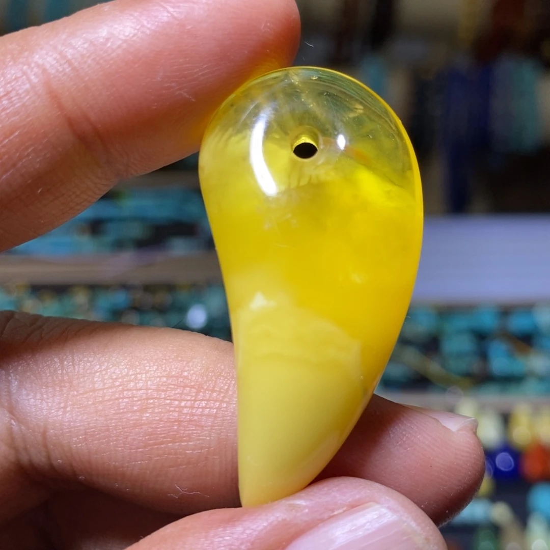 蜜蜡未镶嵌裸石配饰