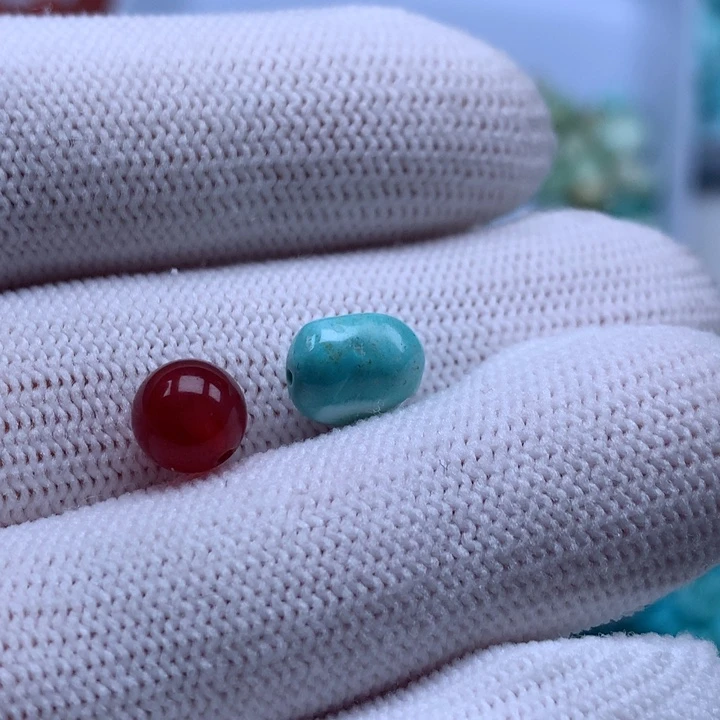 南红玛瑙未镶嵌珠宝奇石