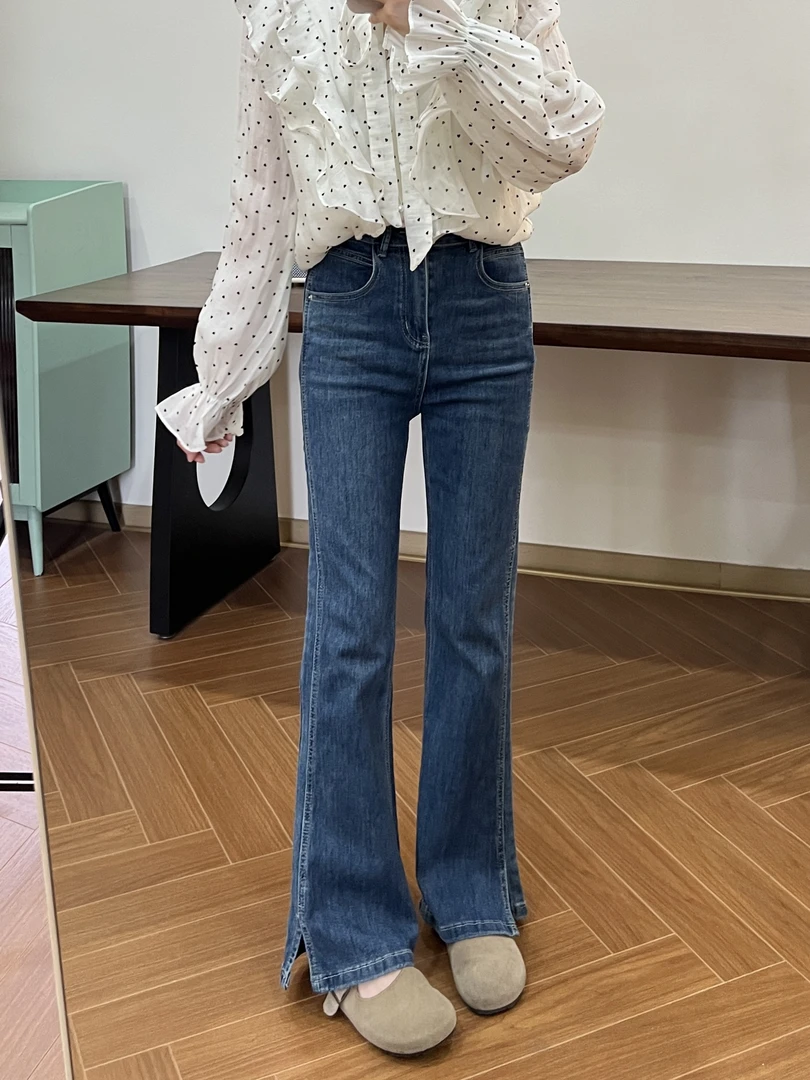 深蓝色开叉微喇牛仔裤女秋季新款大码胖mm高腰显瘦遮胯弹力喇叭裤