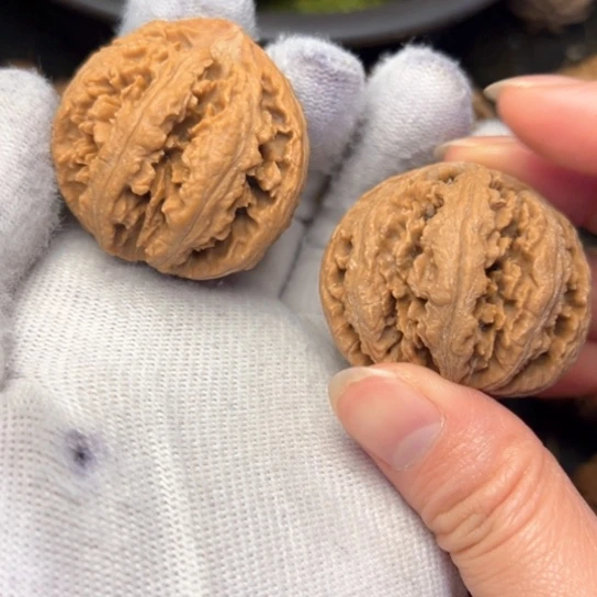 把件文玩核桃秦岭核桃9