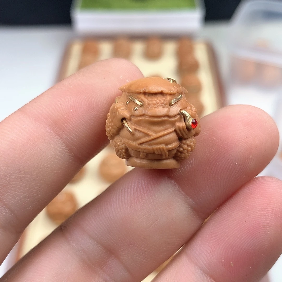 吊坠猴头核桃金蟾钓鲤