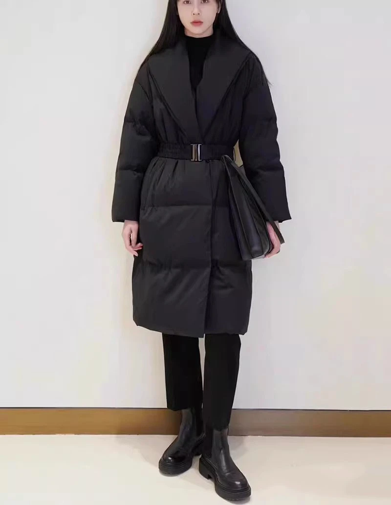 I小禾同款黑色中长款宽松收腰羽绒服