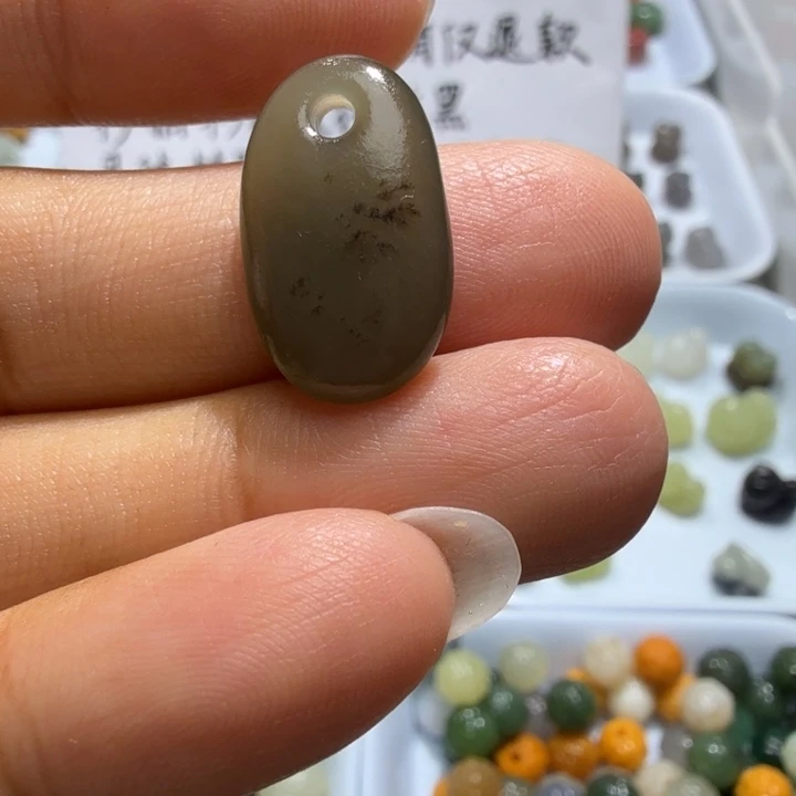 未镶嵌和田玉珠宝半成品