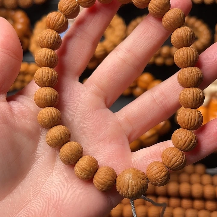 勒***刘猴头核桃手串去兔中央音乐学院