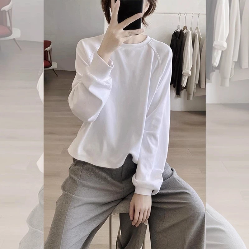 减龄气质显瘦白色正肩短款长袖t恤女装打底衫秋季洋气别致6070