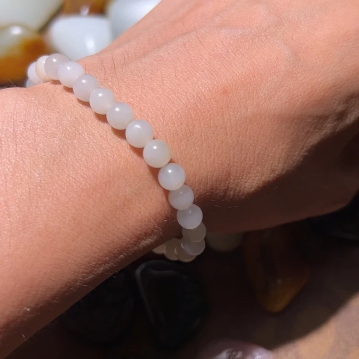 和田玉（糖玉）未镶嵌车挂中***侠