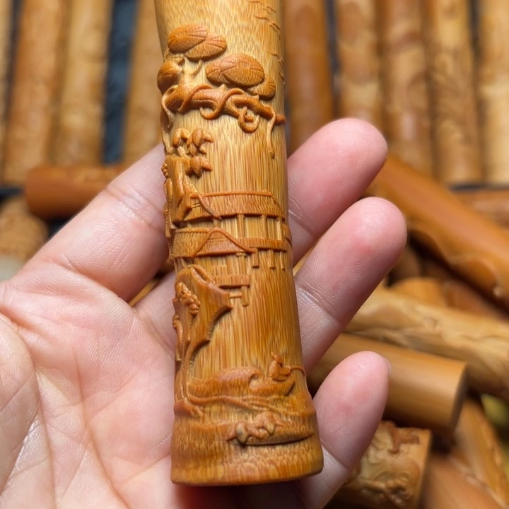 小****实心竹雕刻手把件