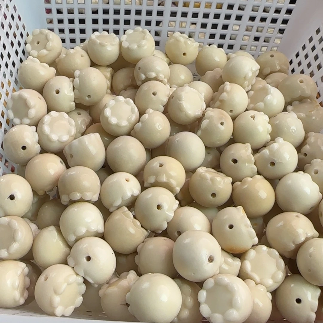 菩提根/象牙果吊坠瑕疵牙果章鱼50颗批发不挑瑕疵